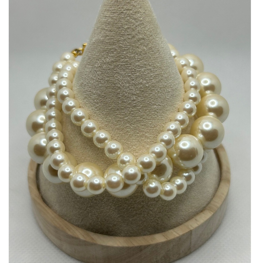 Vtg Faux Pearl 3 Strand Bracelet Gold Tone Clasp Wedding Cocktail Elegant Formal